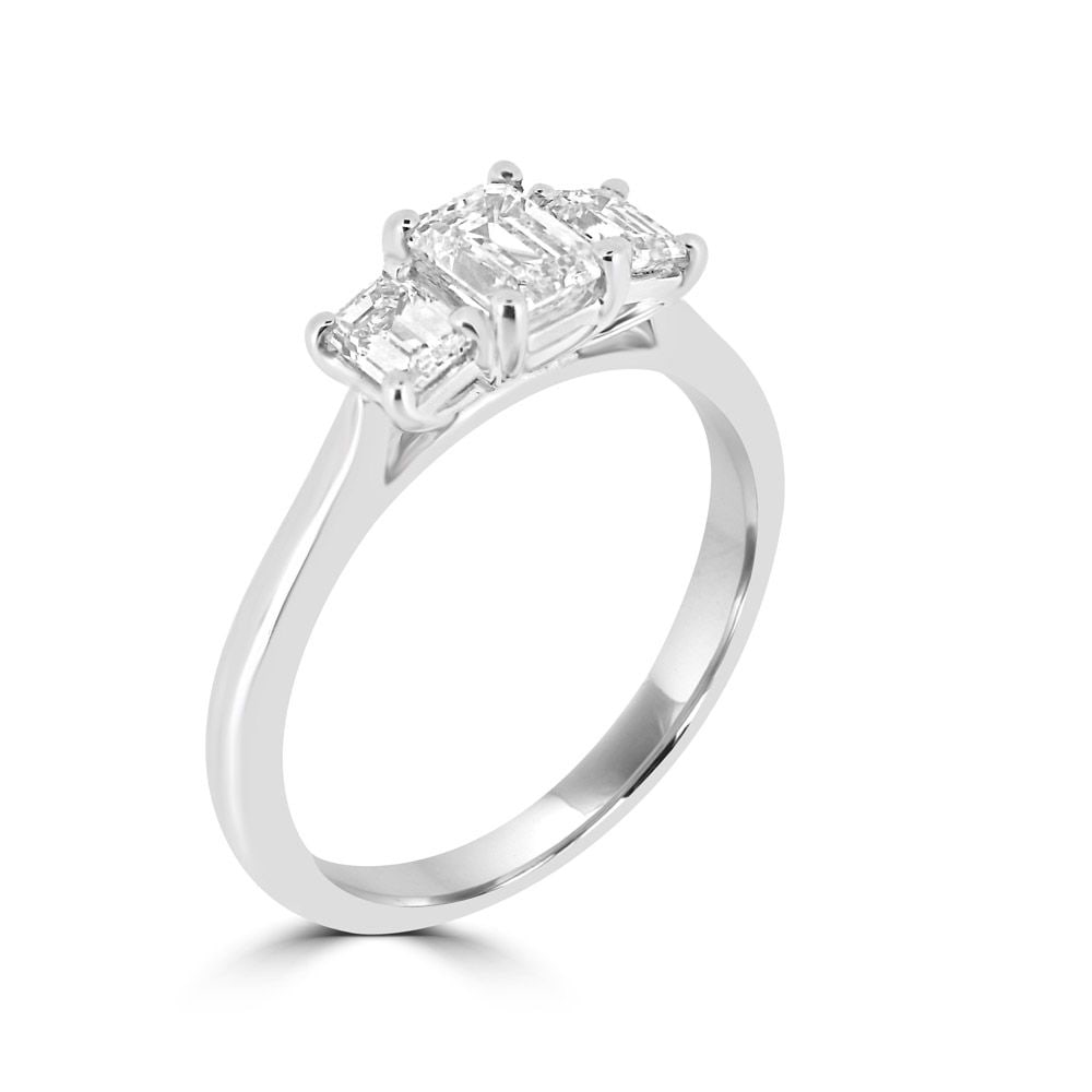 Platinum Diamond 3-Stone Ring